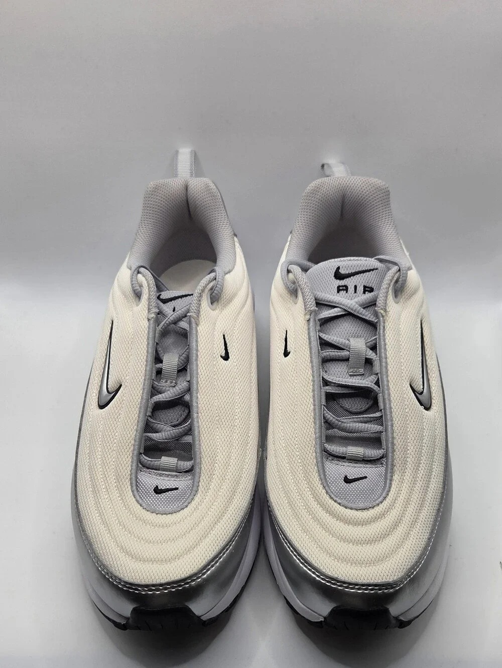 Nike women’s low